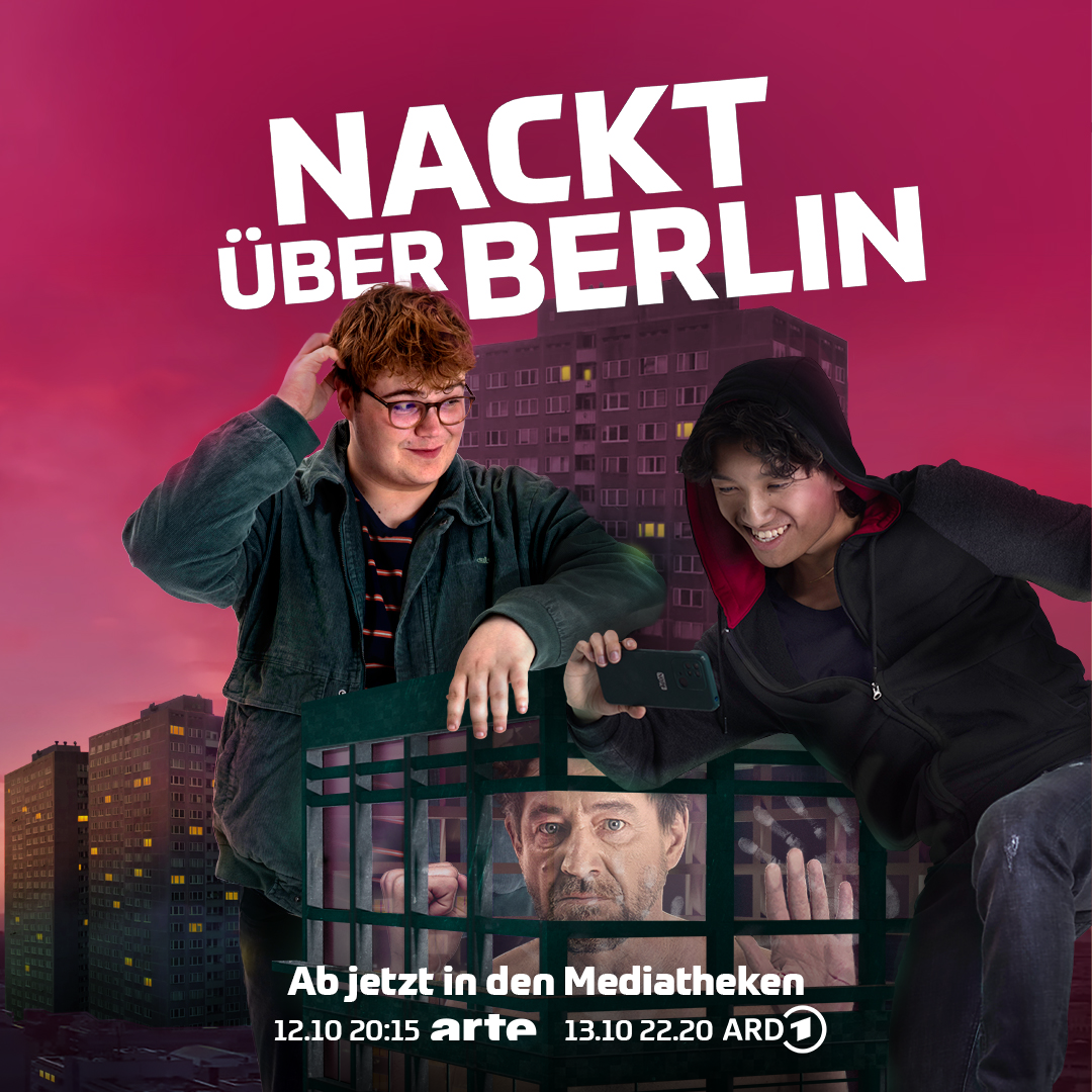 Click image for more info Nackt über Berlin